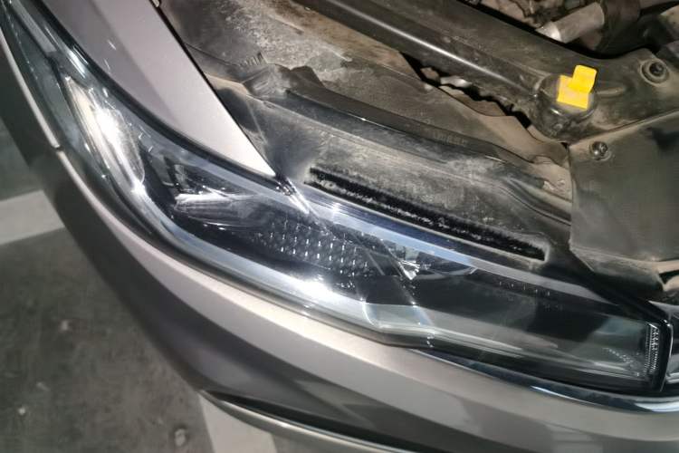Used Volkswagen Bora 2020 1.5L Automatic Elite Version Right Front Headlight