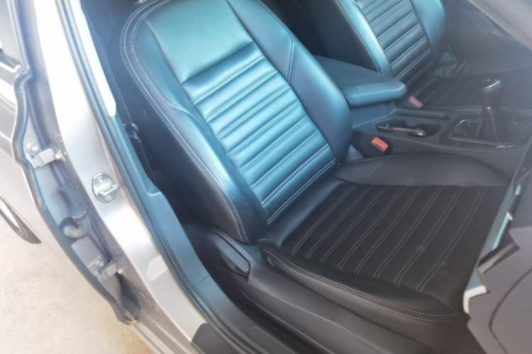 Used Volkswagen Bora 2020 1.5L Manual Fashion Edition Right Front Seat