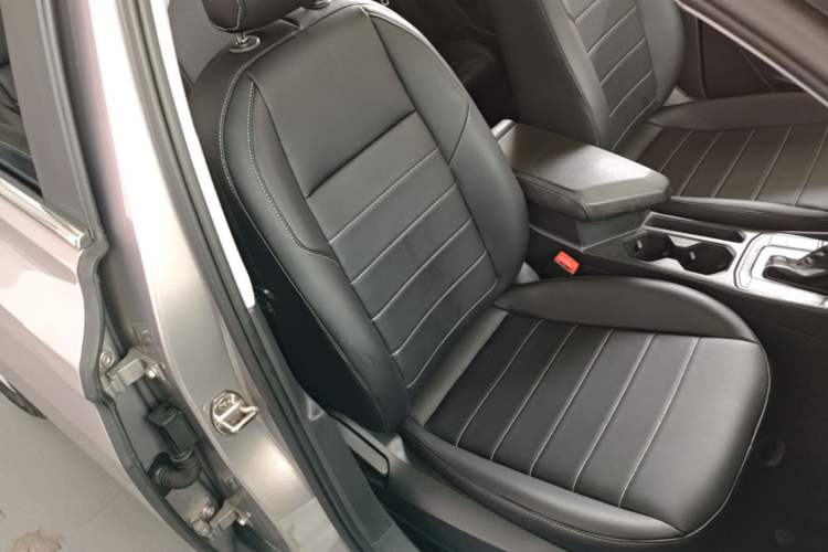 Used Volkswagen Bora 2020 1.5L Automatic Fashion Edition Right Front Seat