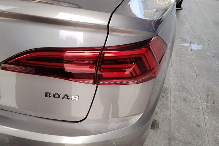 Used Volkswagen Bora 2020 1.5L Automatic Elite Version Right Rear Taillight