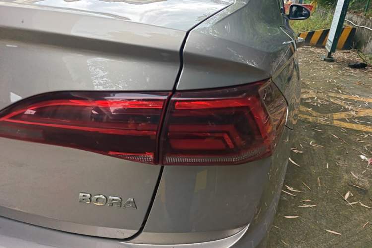 Used Volkswagen Bora 2020 1.5L Automatic Comfort Model Right Rear Taillight