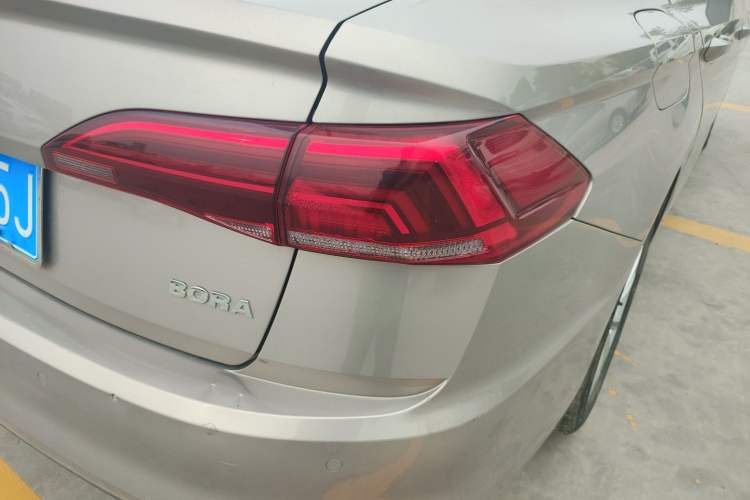 Used Volkswagen Bora 2020 1.5L Automatic Comfort Model Right Rear Taillight