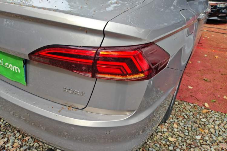Used Volkswagen Bora 2020 1.5L Automatic Fashion Edition Right Rear Taillight