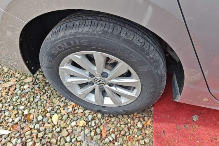 Used Volkswagen Bora 2020 1.5L Automatic Fashion Edition Right Rear Wheel Hub