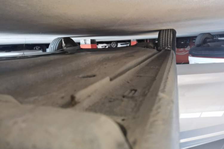 Used Volkswagen Bora 2020 1.5L Manual Fashion Edition Right Side Sill