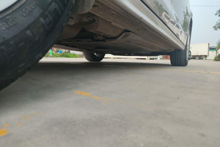 Used Volkswagen Bora 2020 1.5L Automatic Comfort Model Right Side Sill