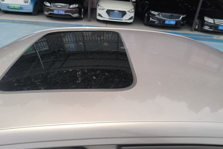Used Volkswagen Bora 2020 1.5L Automatic Comfort Model Roof
