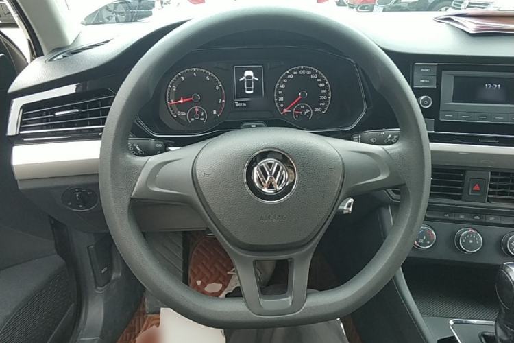 Used Volkswagen Bora 2020 1.5L Automatic Fashion Edition Steering Wheel