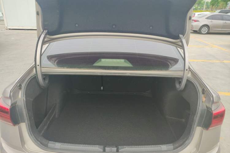 Used Volkswagen Bora 2020 1.5L Automatic Comfort Model Trunk
