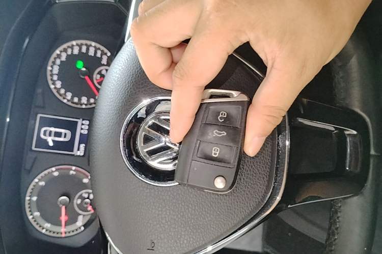 Used Volkswagen Bora 2020 1.5L Automatic Elite Version Vehicle Key