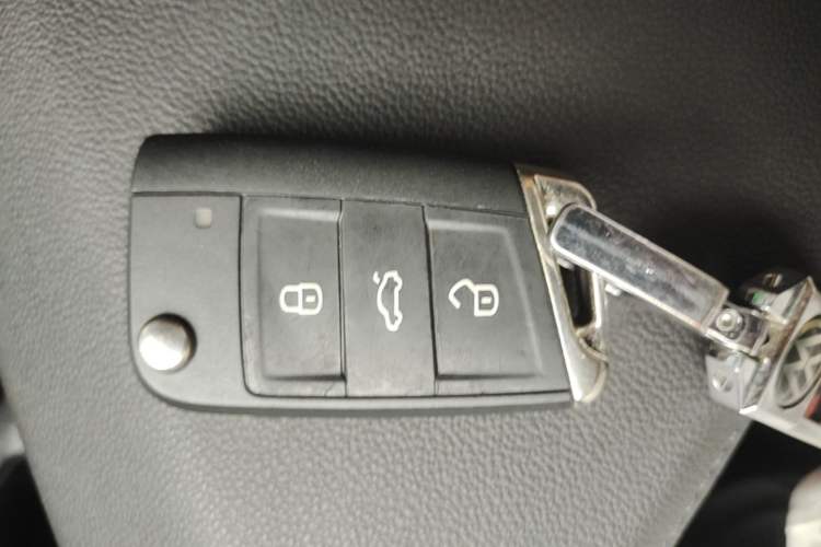 Used Volkswagen Bora 2020 280TSI DSG Elite Edition Vehicle Key