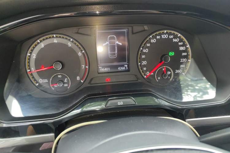 Used Volkswagen Bora 2020 1.5L Automatic Elite Version Odometer Close Up