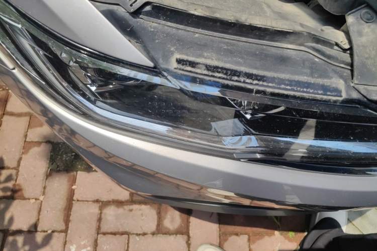 Used Volkswagen Bora 2020 1.5L Automatic Elite Version Right Front Headlight