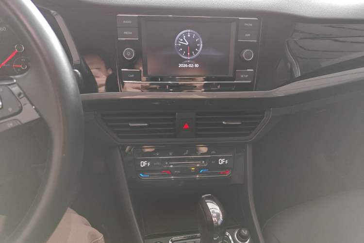 Used Volkswagen Bora 2020 1.5L Automatic Elite Version Audio And AC Panel