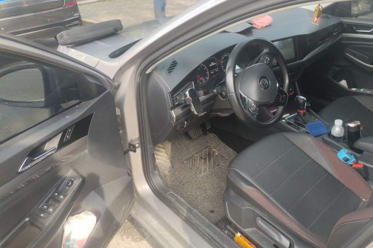 Used Volkswagen Bora 2020 280TSI DSG Elite Edition Driver Seat