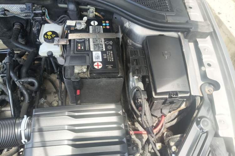 Used Volkswagen Bora 2020 1.5L Automatic Comfort Model Engine Bay Left