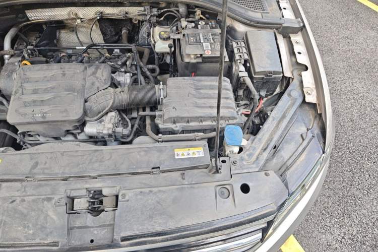Used Volkswagen Bora 2020 1.5L Automatic Elite Version Engine Bay Left