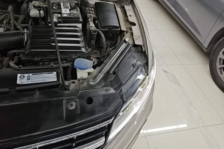 Used Volkswagen Bora 2020 1.5L Automatic Comfort Model Engine Bay Left
