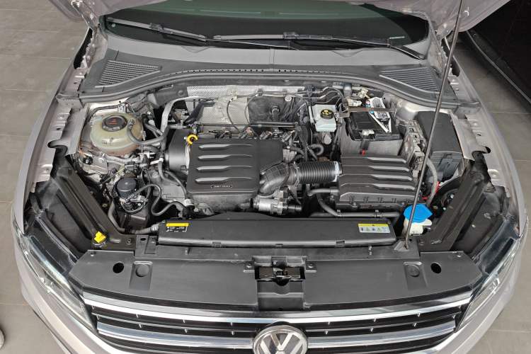 Used Volkswagen Bora 2020 1.5L Automatic Elite Version Engine Bay