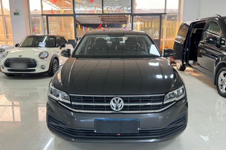 Used Volkswagen Bora 2020 1.5L Manual Fashion Edition Exterior 3