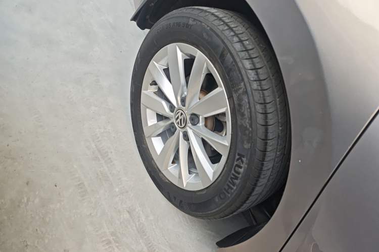 Used Volkswagen Bora 2020 1.5L Automatic Comfort Model Exterior 5