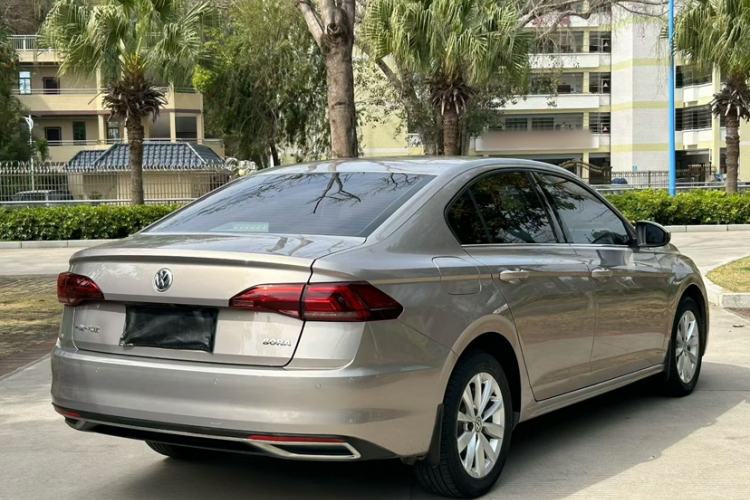 Used Volkswagen Bora 2020 1.5L Automatic Elite Version Exterior 7