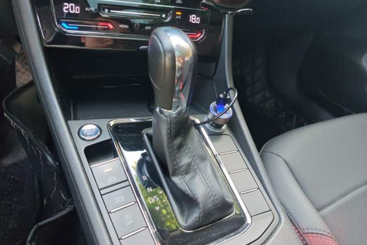 Used Volkswagen Bora 2020 1.5L Automatic Elite Version Gear Lever