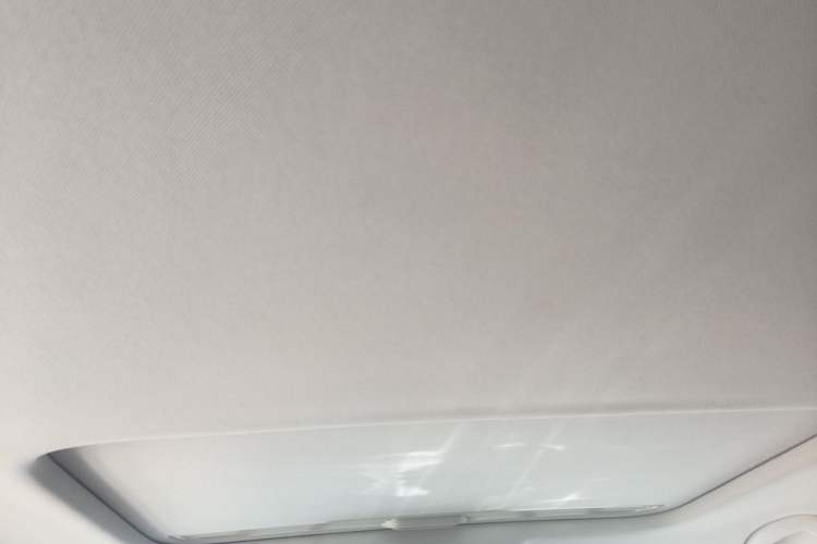 Used Volkswagen Bora 2020 1.5L Automatic Comfort Model Headliner
