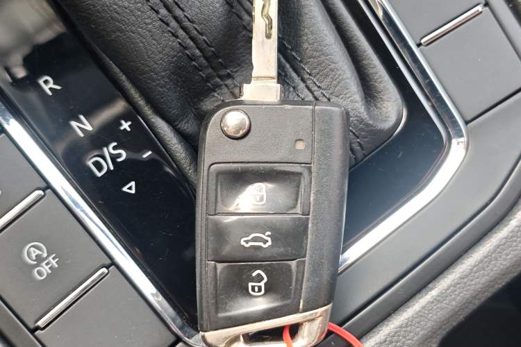 Used Volkswagen Bora 2020 1.5L Automatic Comfort Model Interior 1