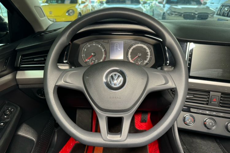 Used Volkswagen Bora 2020 1.5L Manual Fashion Edition Interior 6