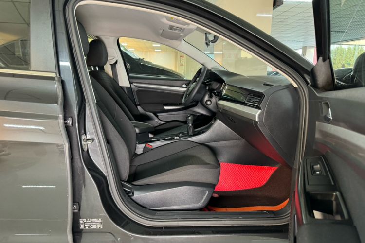 Used Volkswagen Bora 2020 1.5L Manual Fashion Edition Interior 7