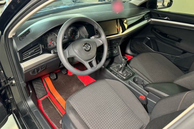 Used Volkswagen Bora 2020 1.5L Manual Fashion Edition Interior 8