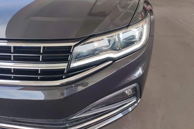 Used Volkswagen Bora 2020 1.5L Automatic Comfort Model Left Front Headlight