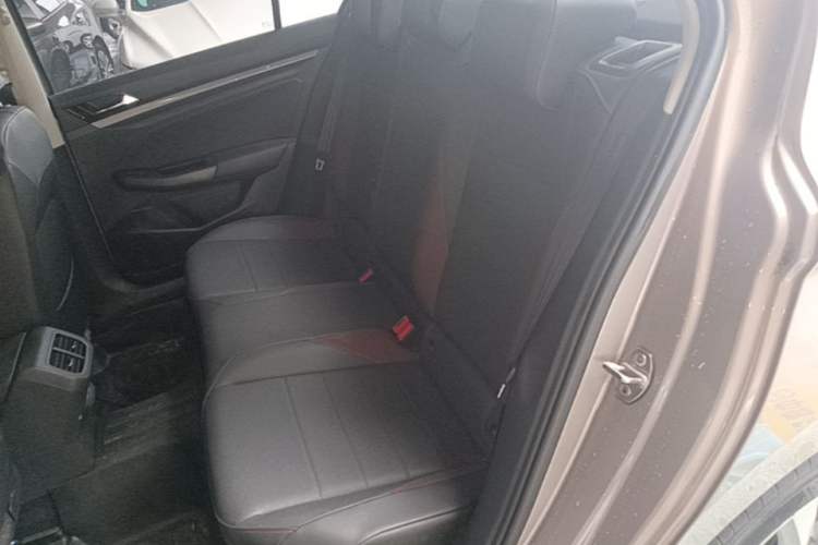 Used Volkswagen Bora 2020 1.5L Automatic Elite Version Left Rear Seat