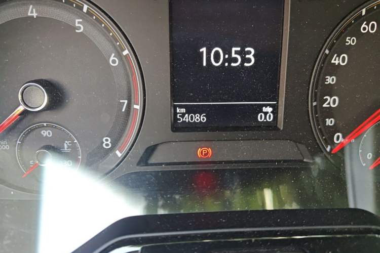 Used Volkswagen Bora 2020 1.5L Automatic Elite Version Odometer Close Up
