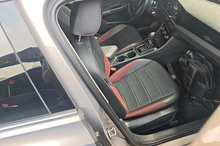 Used Volkswagen Bora 2020 1.5L Automatic Comfort Model Right Front Seat
