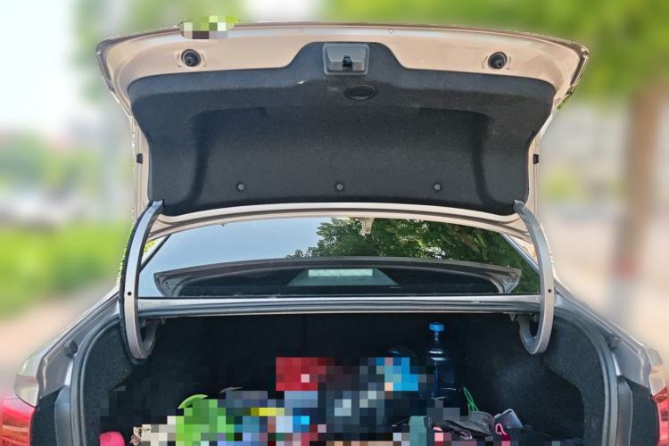 Used Volkswagen Bora 2020 1.5L Automatic Elite Version Trunk