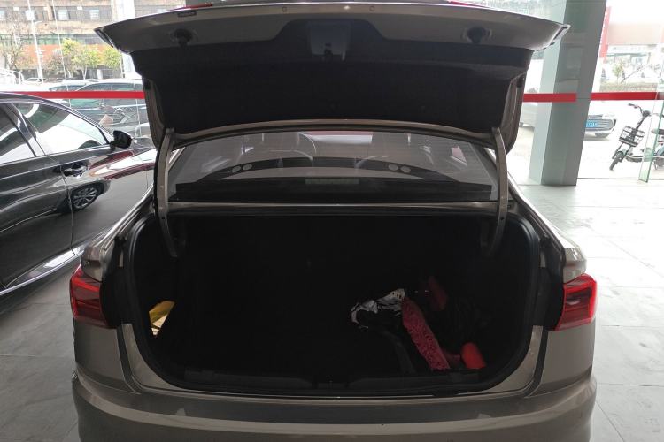 Used Volkswagen Bora 2020 1.5L Automatic Elite Version Trunk