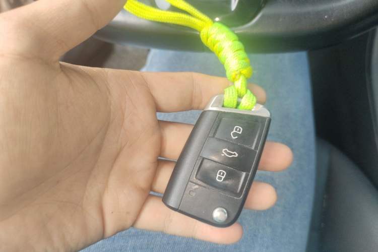 Used Volkswagen Bora 2020 280TSI DSG Elite Edition Vehicle Key