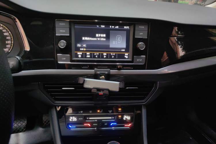 Used Volkswagen Bora 2020 1.5L Automatic Elite Version Audio And AC Panel