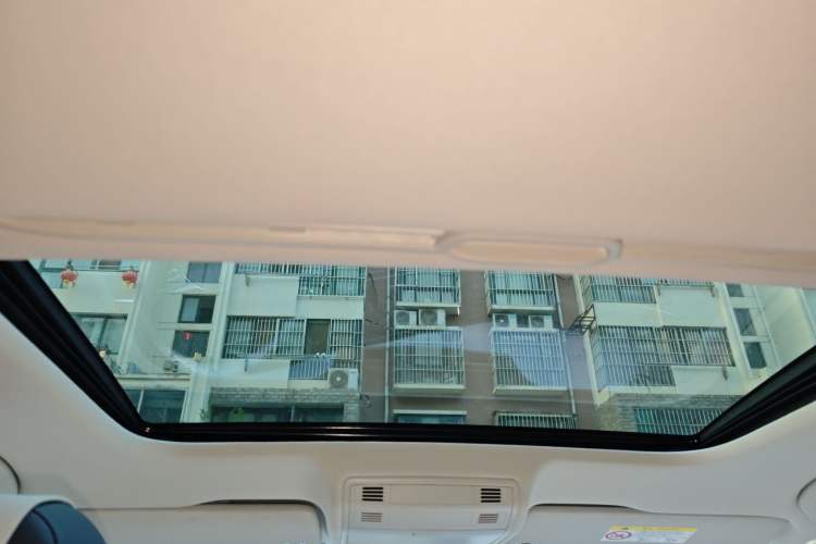 Used Volkswagen Bora 2020 1.5L Automatic Comfort Model Headliner