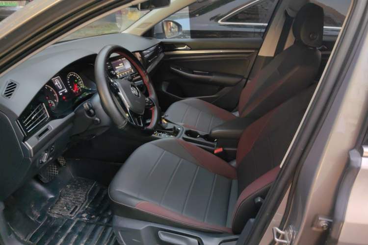 Used Volkswagen Bora 2020 1.5L Automatic Elite Version Left Front Seat