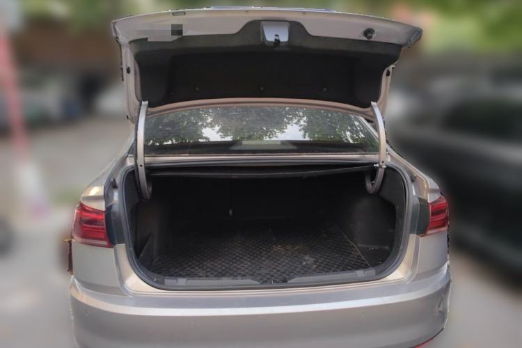 Used Volkswagen Bora 2020 1.5L Automatic Elite Version Trunk