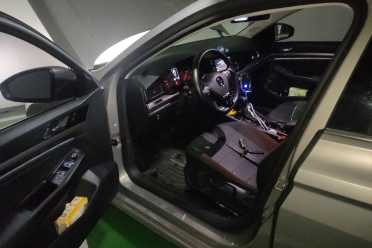 Used Volkswagen Bora 2020 1.5L Automatic Elite Version Driver Seat