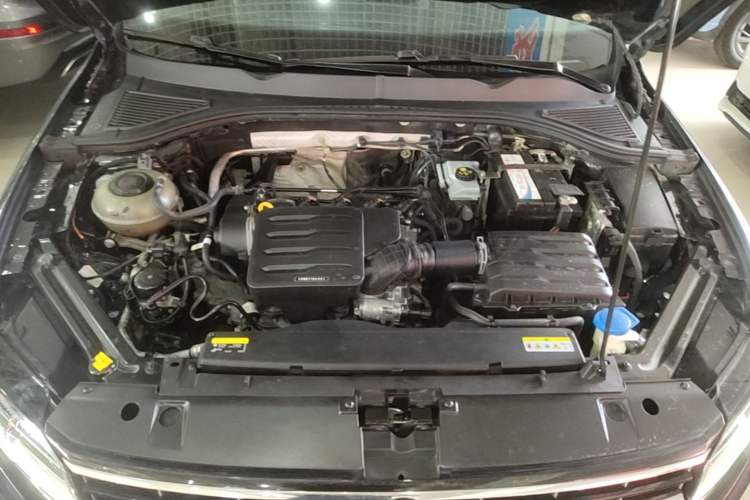 Used Volkswagen Bora 2020 1.5L Automatic Elite Version Engine Bay