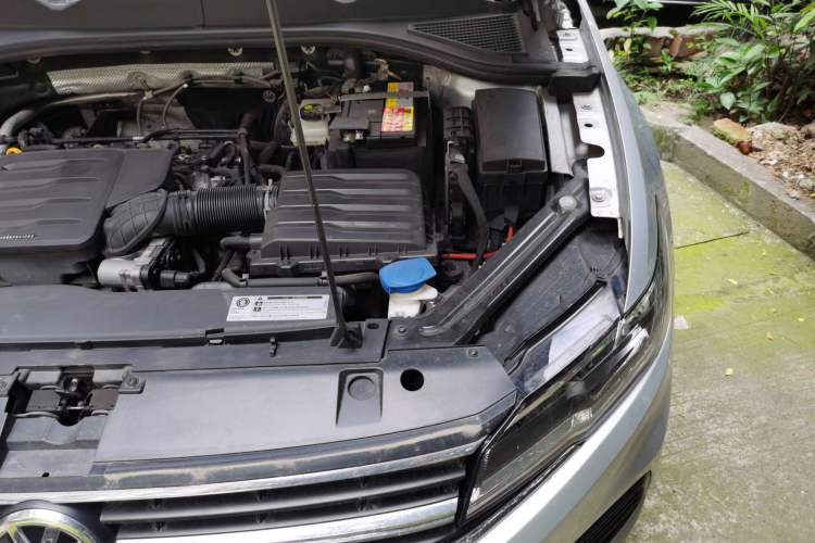 Used Volkswagen Bora 2020 1.5L Manual Fashion Edition Engine Bay Left