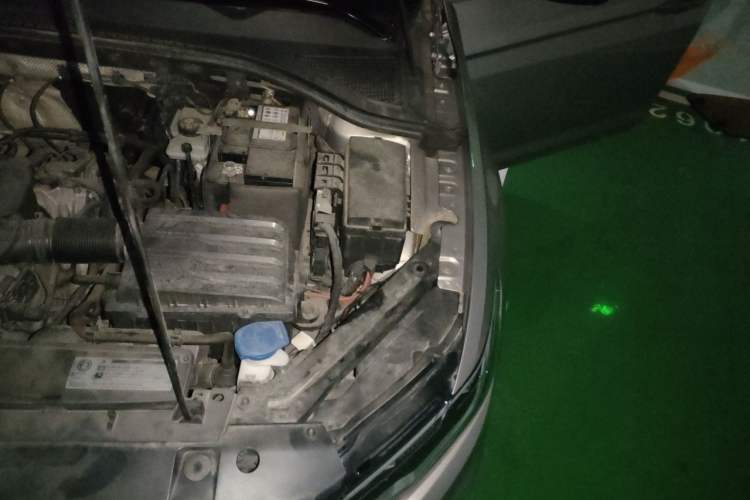 Used Volkswagen Bora 2020 1.5L Automatic Elite Version Engine Bay Left