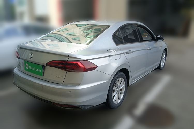 Used Volkswagen Bora 2020 1.5L Manual Comfort Version Exterior 5