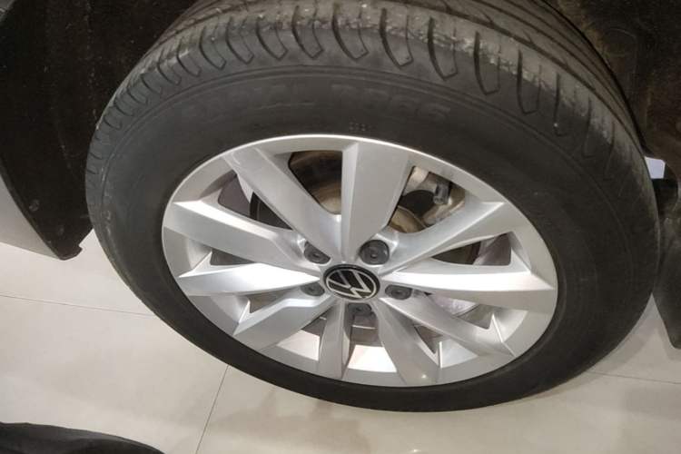 Used Volkswagen Bora 2020 1.5L Automatic Elite Version Exterior 5
