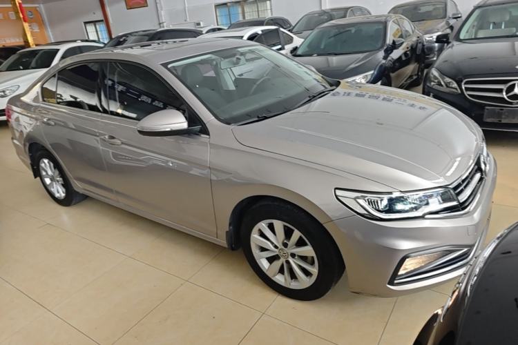 Used Volkswagen Bora 2020 1.5L Automatic Comfort Model Front Right 45 Deg